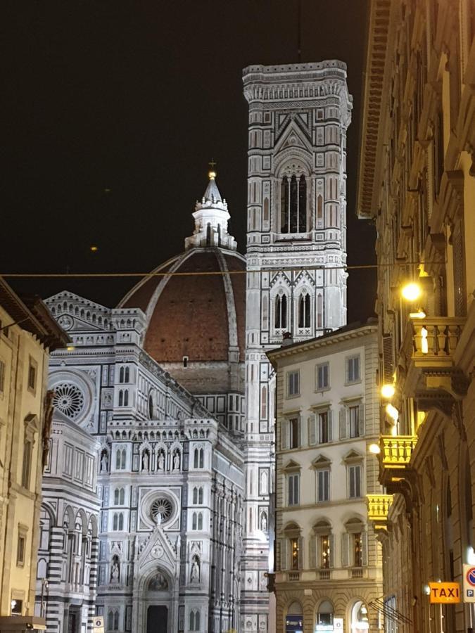 Elegante E Spazioso Bilocale In Zona Certosa Florenţa Exterior foto